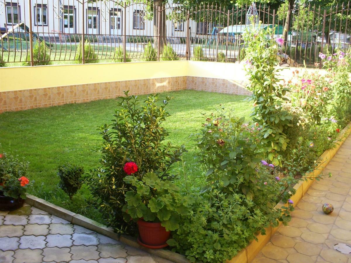 Къща За Гости Фантазия Trjavna Exteriér fotografie