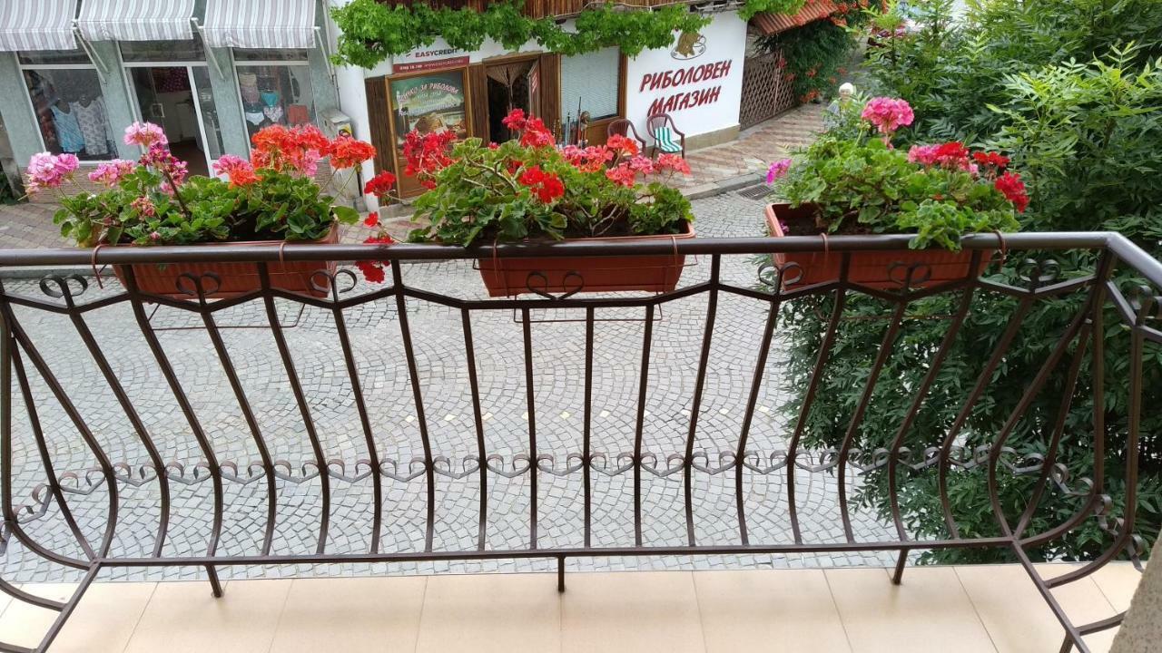 Къща За Гости Фантазия Trjavna Exteriér fotografie